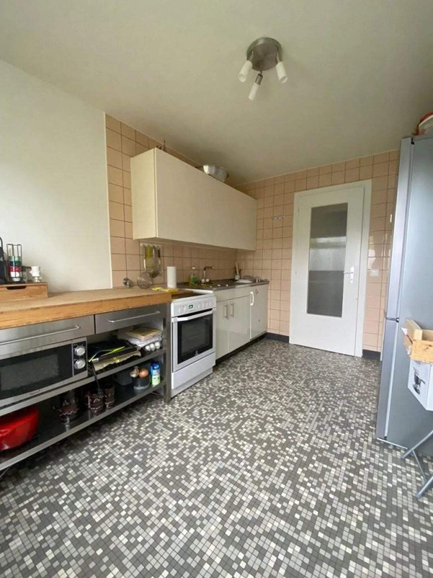 Spacious apartment for rent - Photo 3 of 5