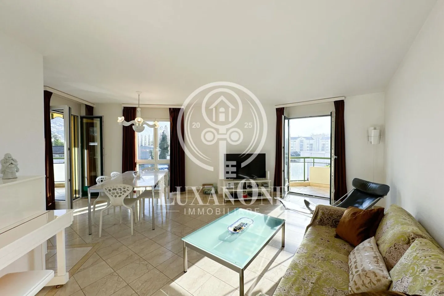 Beautiful 3.5-room apartment in the Residenza Robinia - central, sunny, furnished - Photo 1 of 11