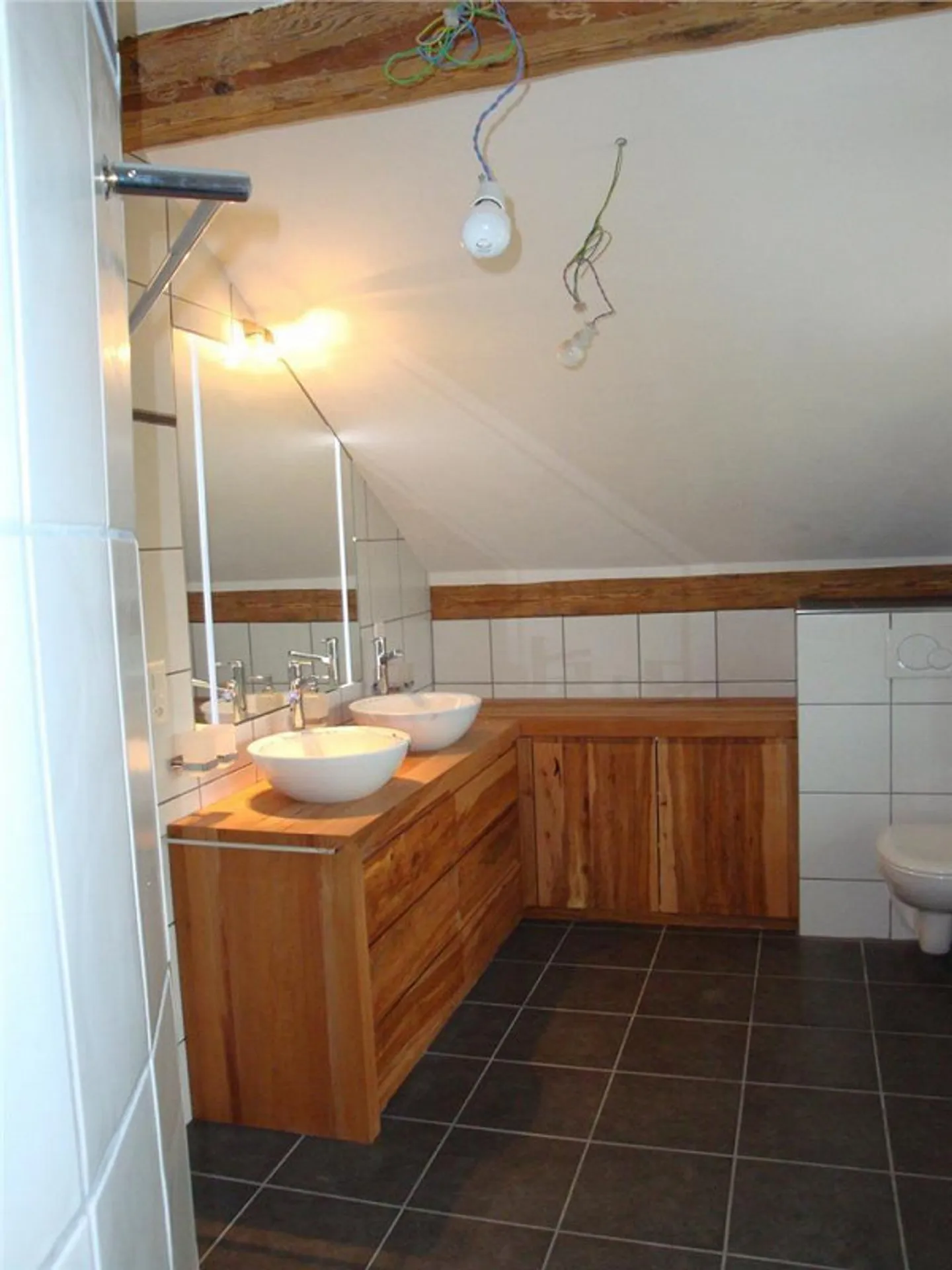 Charmantes Familienhaus mit Garten - Foto 5 von 10