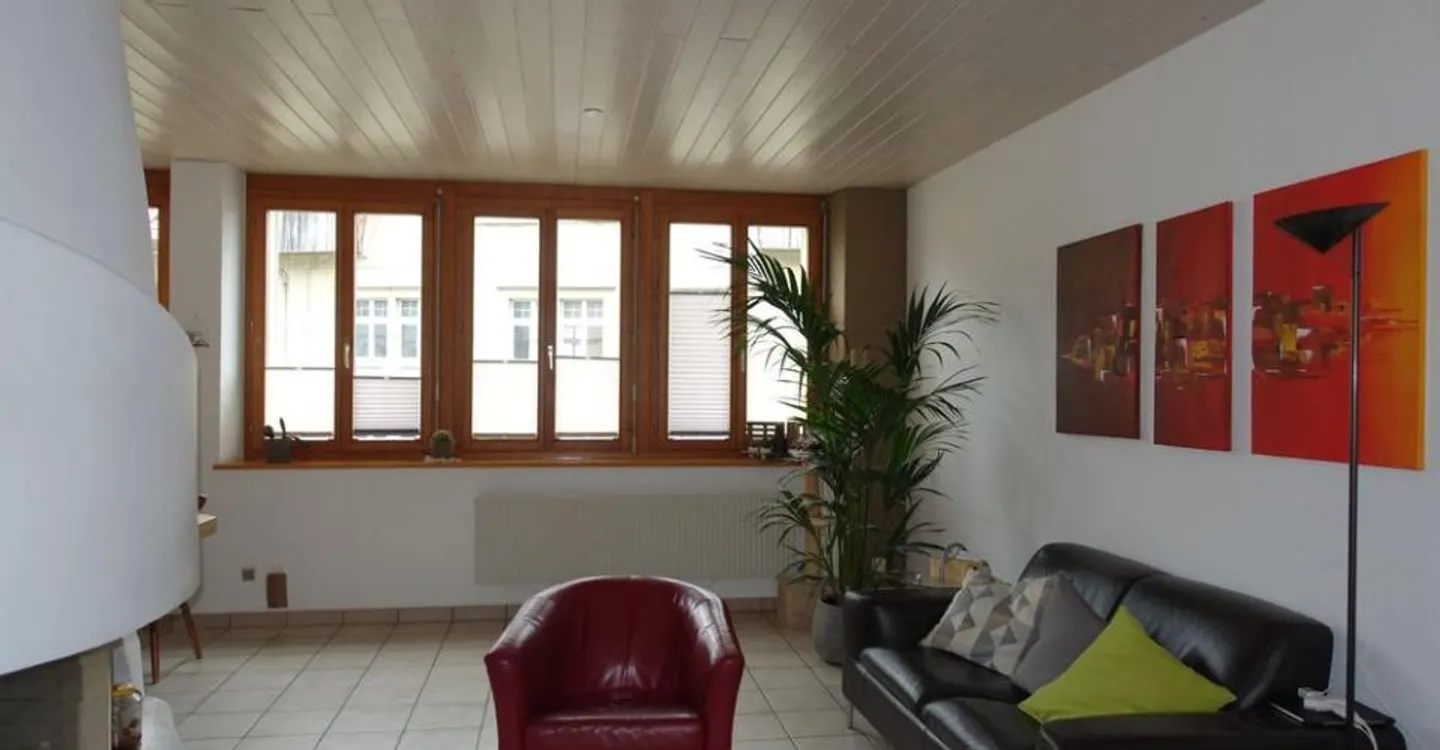 Tramelan - 2-stöckiges Haus - Foto 3 von 20
