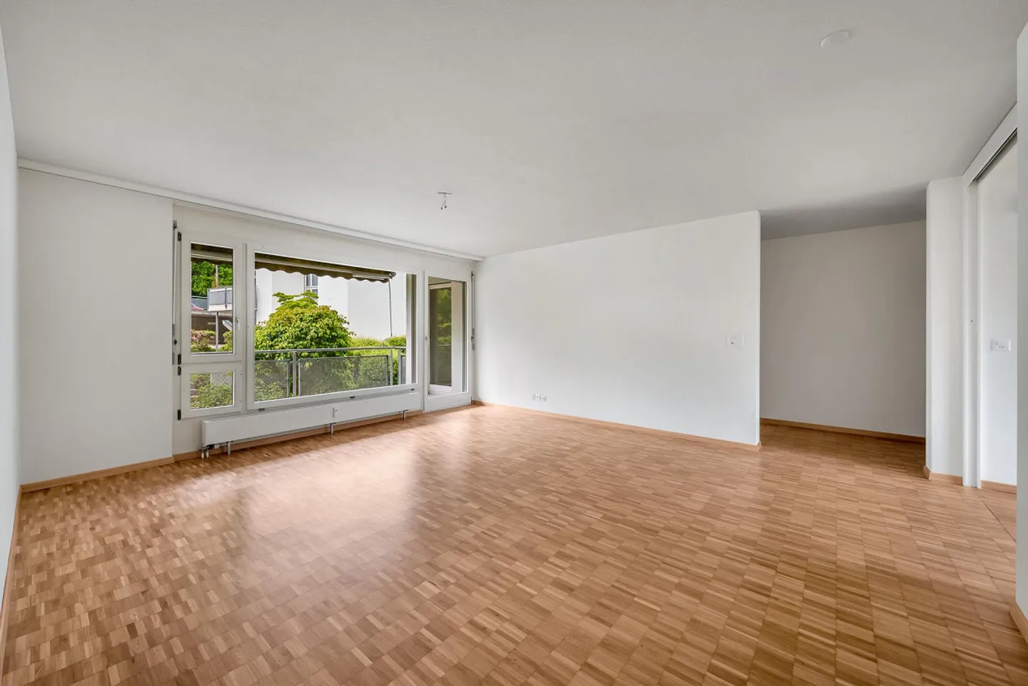Appartamento 4.5 camere affascinante - Foto 3 di 13