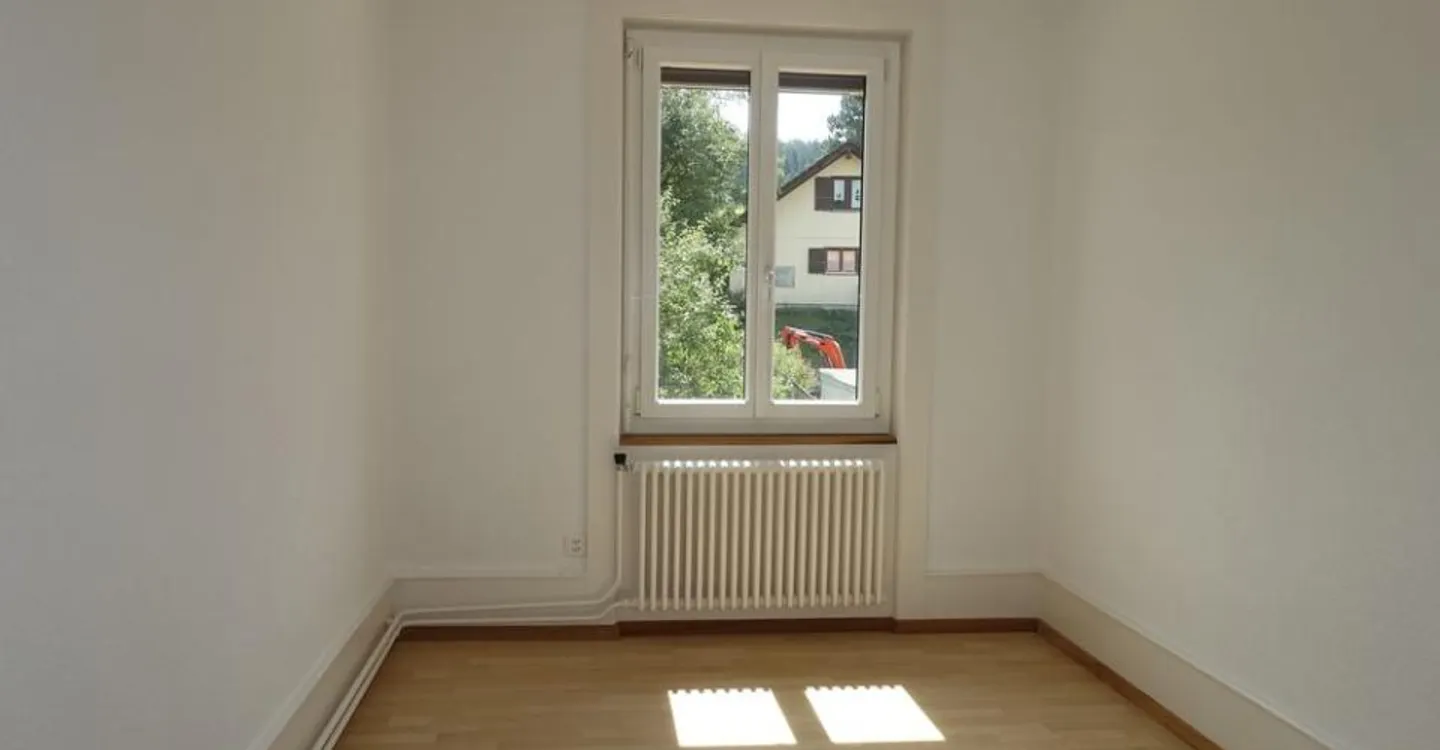 Tramelan - 2-stöckiges Haus - Foto 13 von 20