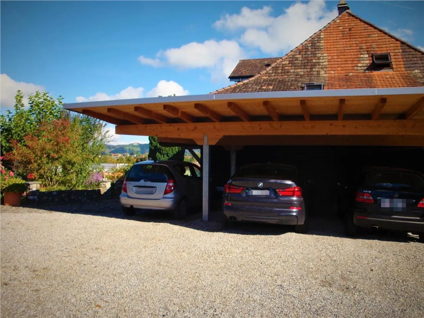 Charmantes Familienhaus mit Garten - Foto 9 von 10