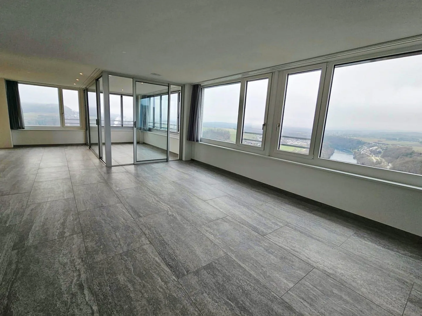 Exklusive Wohnung mit Rheinsicht - Foto 9 von 13