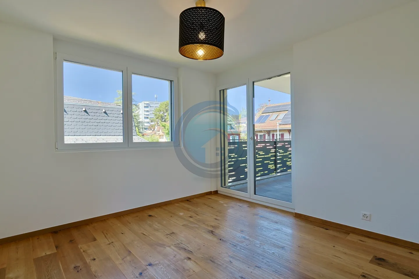 Appartement de Luxe avec Balcons - Photo 9 sur 16
