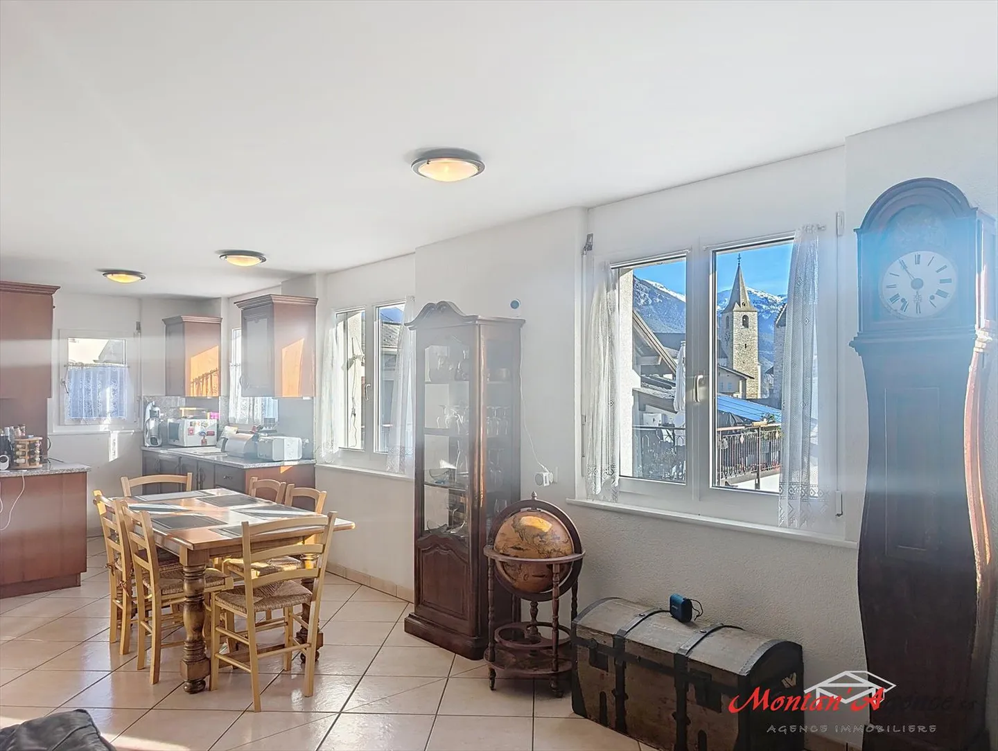 Appartement 4.5 pièces - Photo 2 sur 10