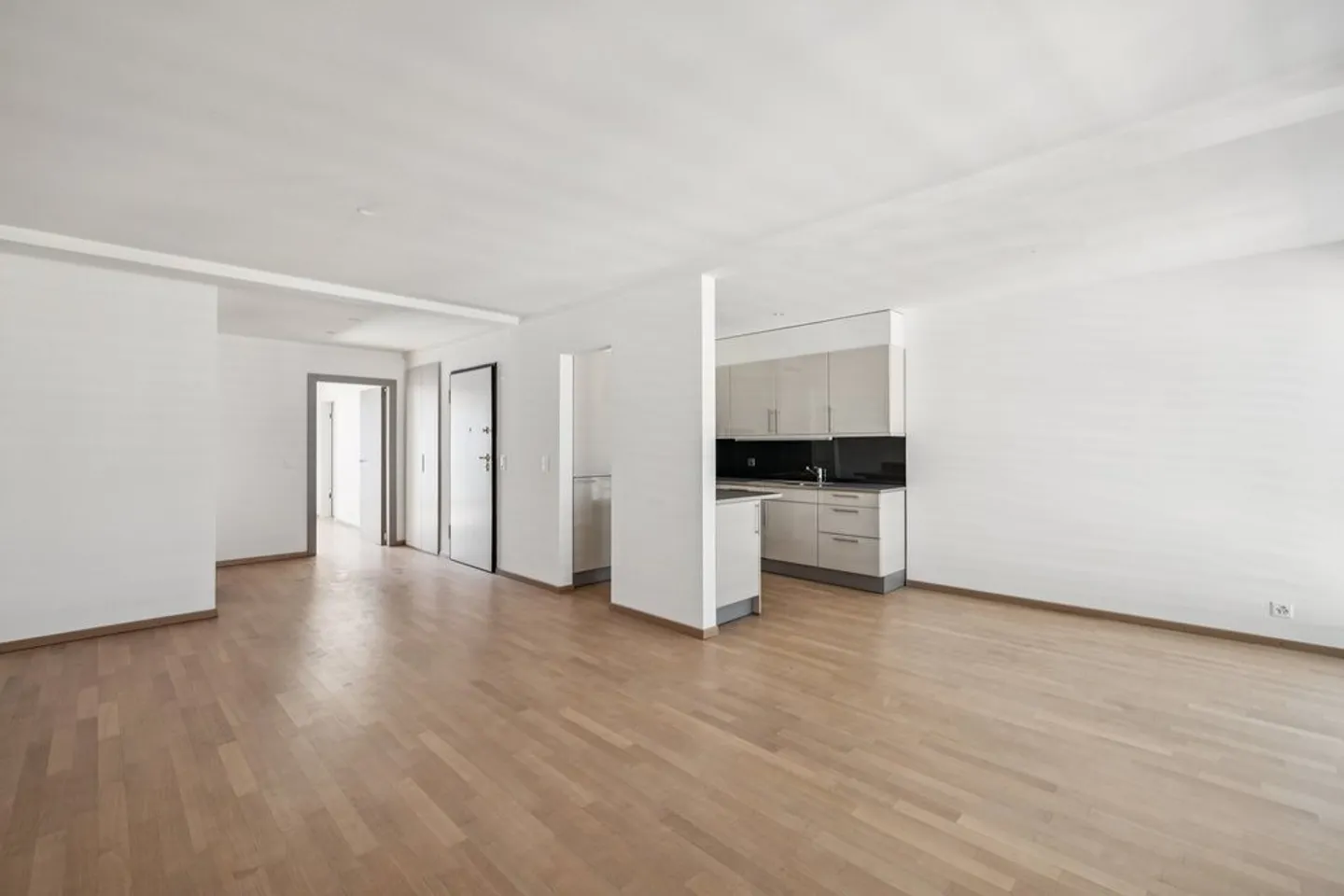 Prächtiges, geräumiges und helles Dachgeschoss in der Nähe des Genfersees - Foto 3 von 11