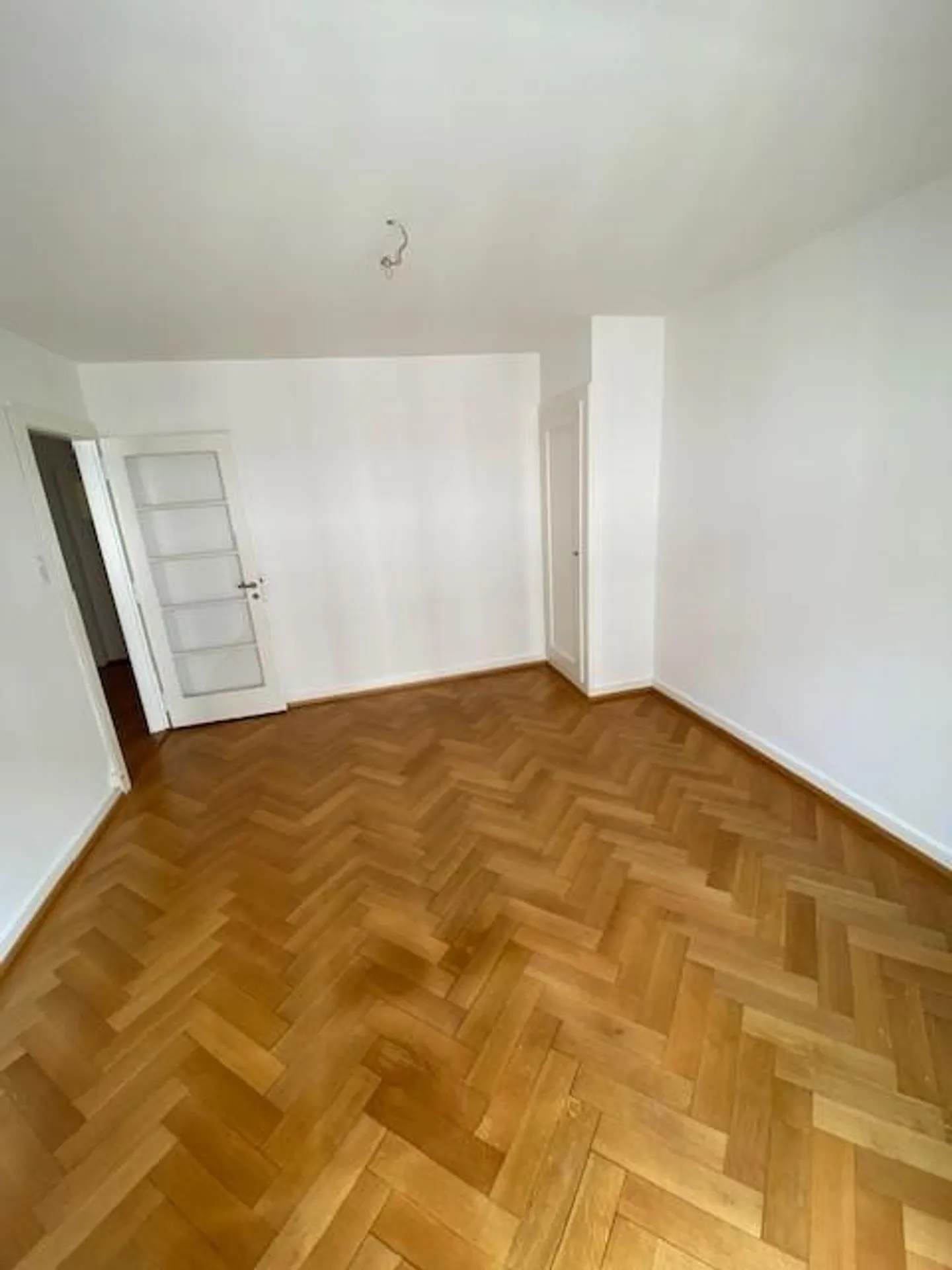 Beautiful 3.5-room apartment with two balconies in the heart of Lausanne - Photo 6 of 11