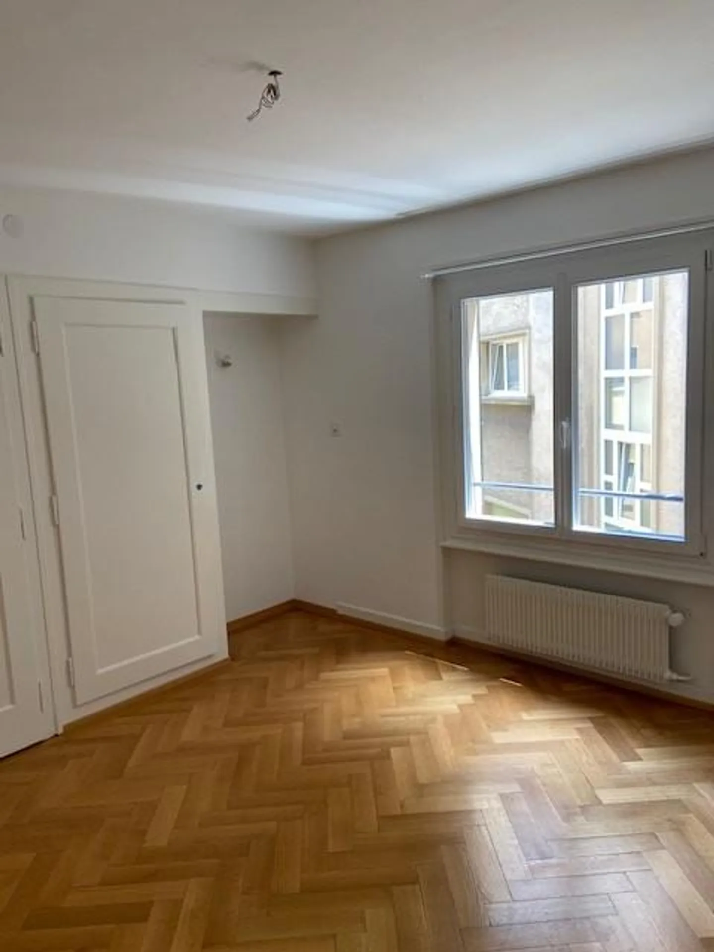 Beautiful 3.5-room apartment with two balconies in the heart of Lausanne - Photo 8 of 11