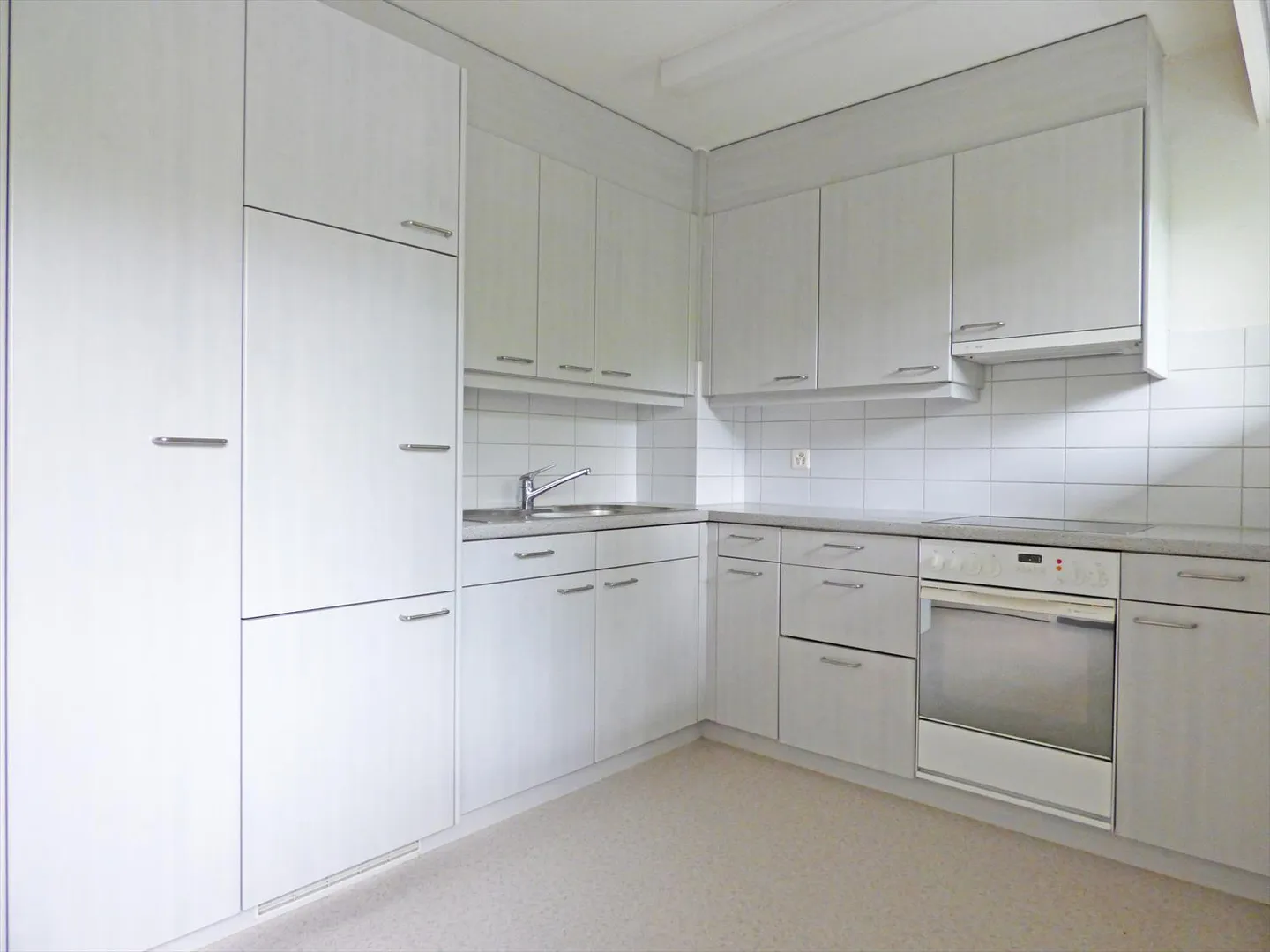 Apartment for rent - Photo 7 of 9