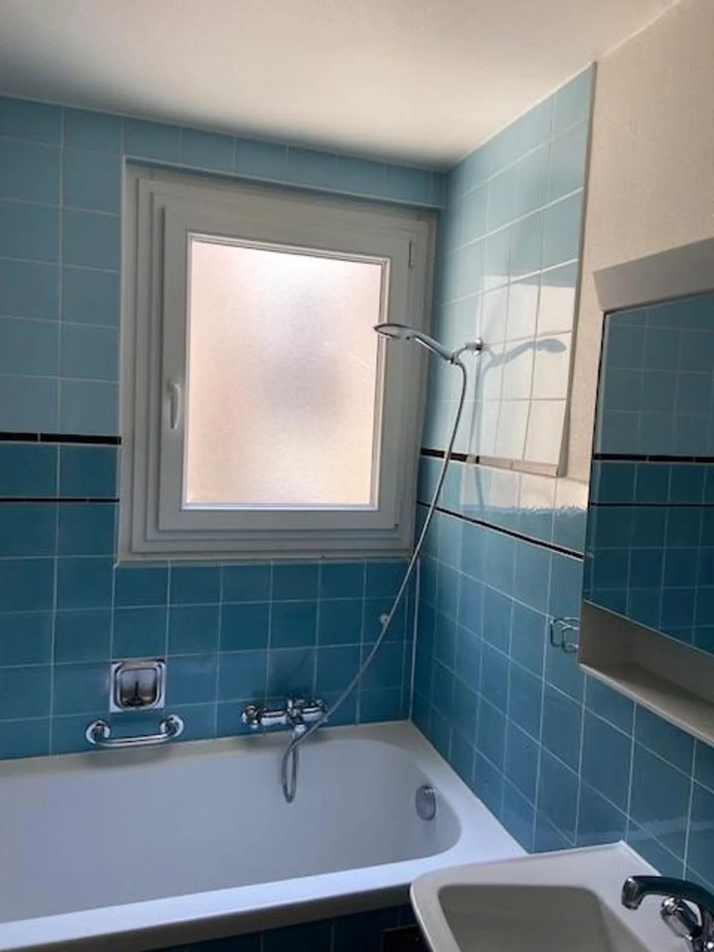 Beautiful 3.5-room apartment with two balconies in the heart of Lausanne - Photo 10 of 11