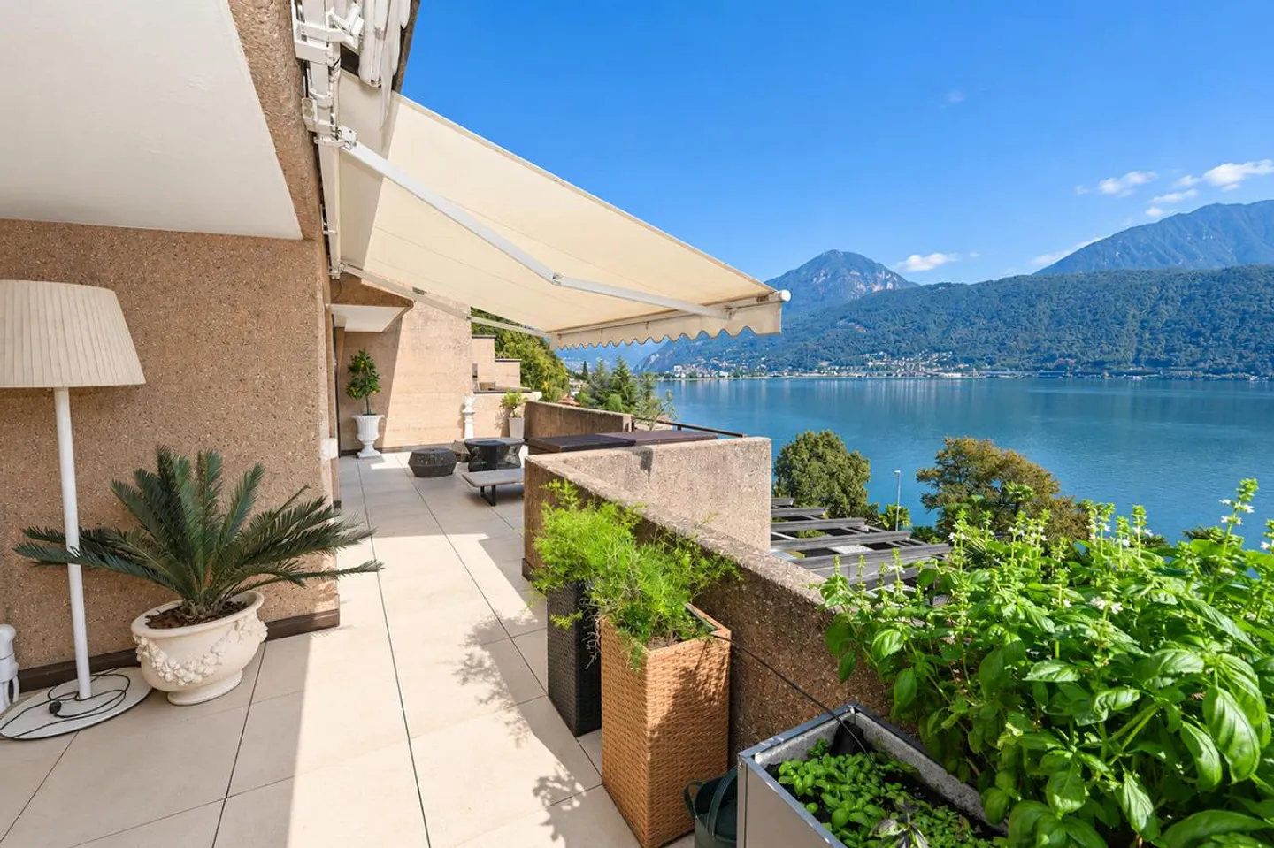 Appartamento Elegante con Accesso al Lago - Foto 8 di 30