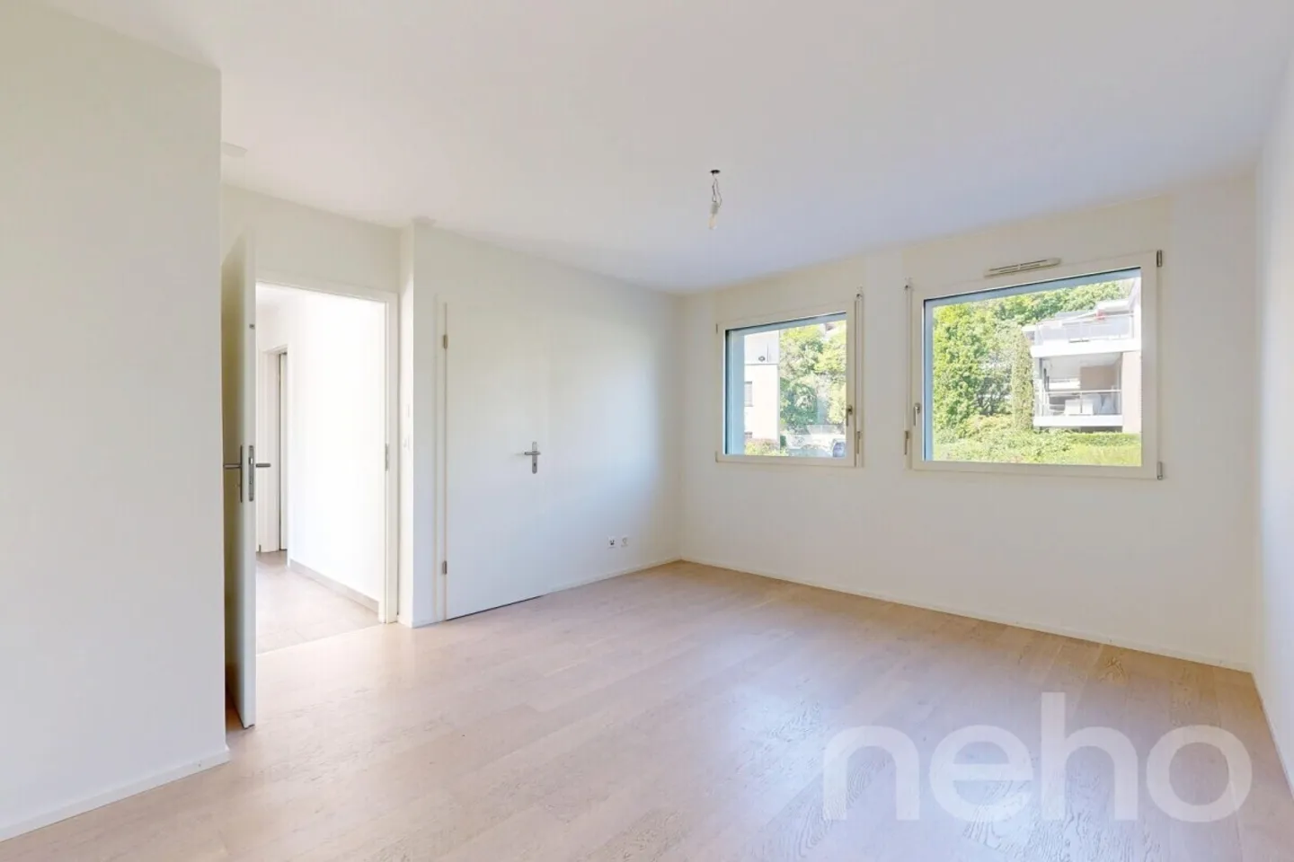 Ampio appartamento di 3,5 locali con grande terrazza e posizione ideale - Foto 9 di 12