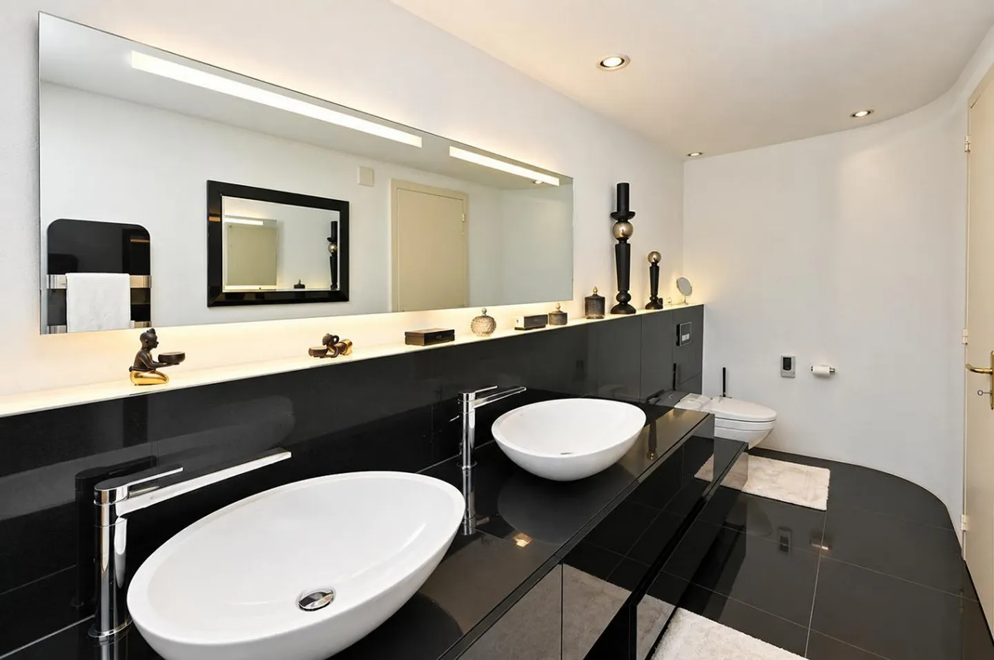 Appartamento Elegante con Accesso al Lago - Foto 23 di 30