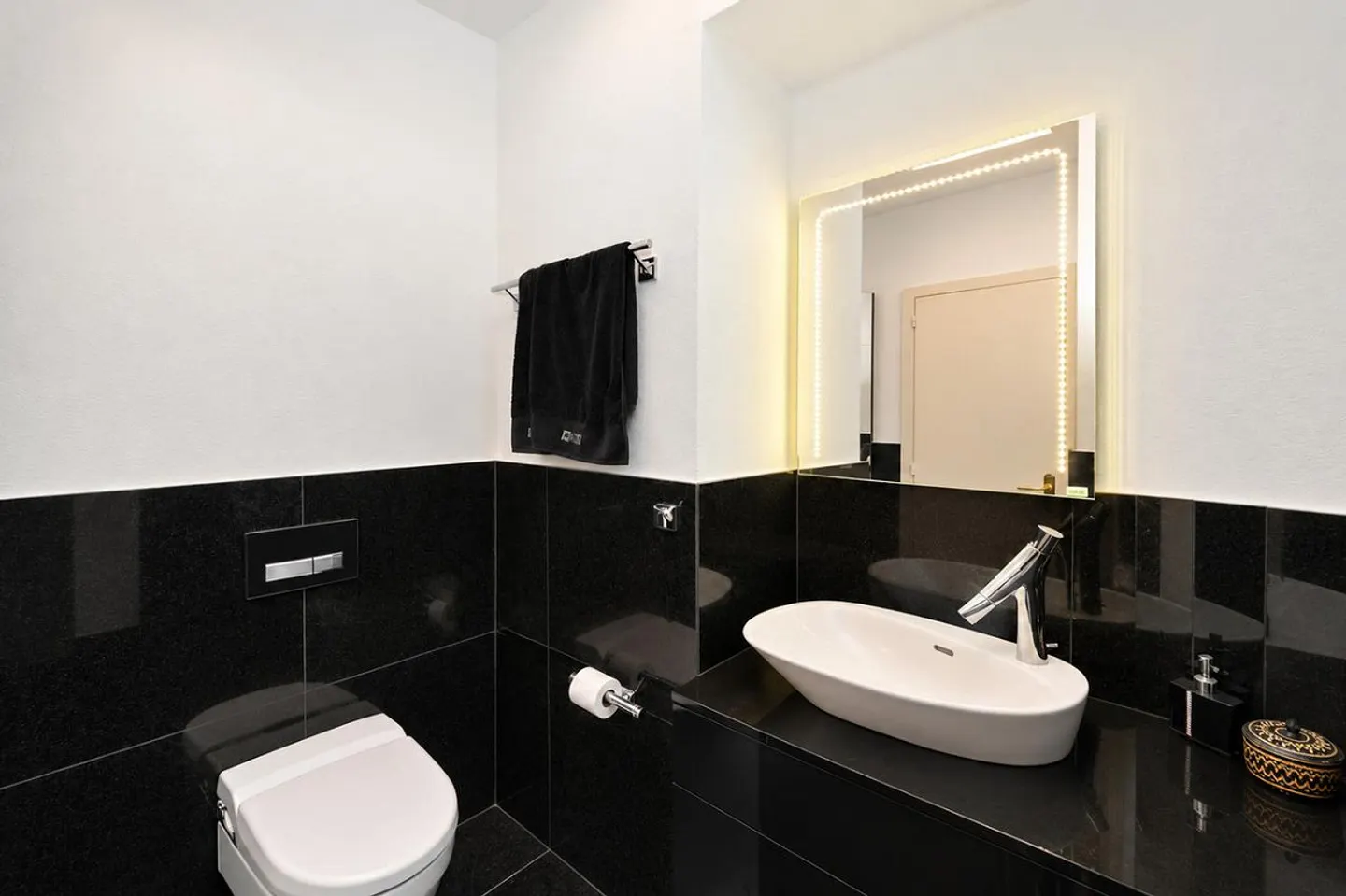 Appartamento Elegante con Accesso al Lago - Foto 25 di 30