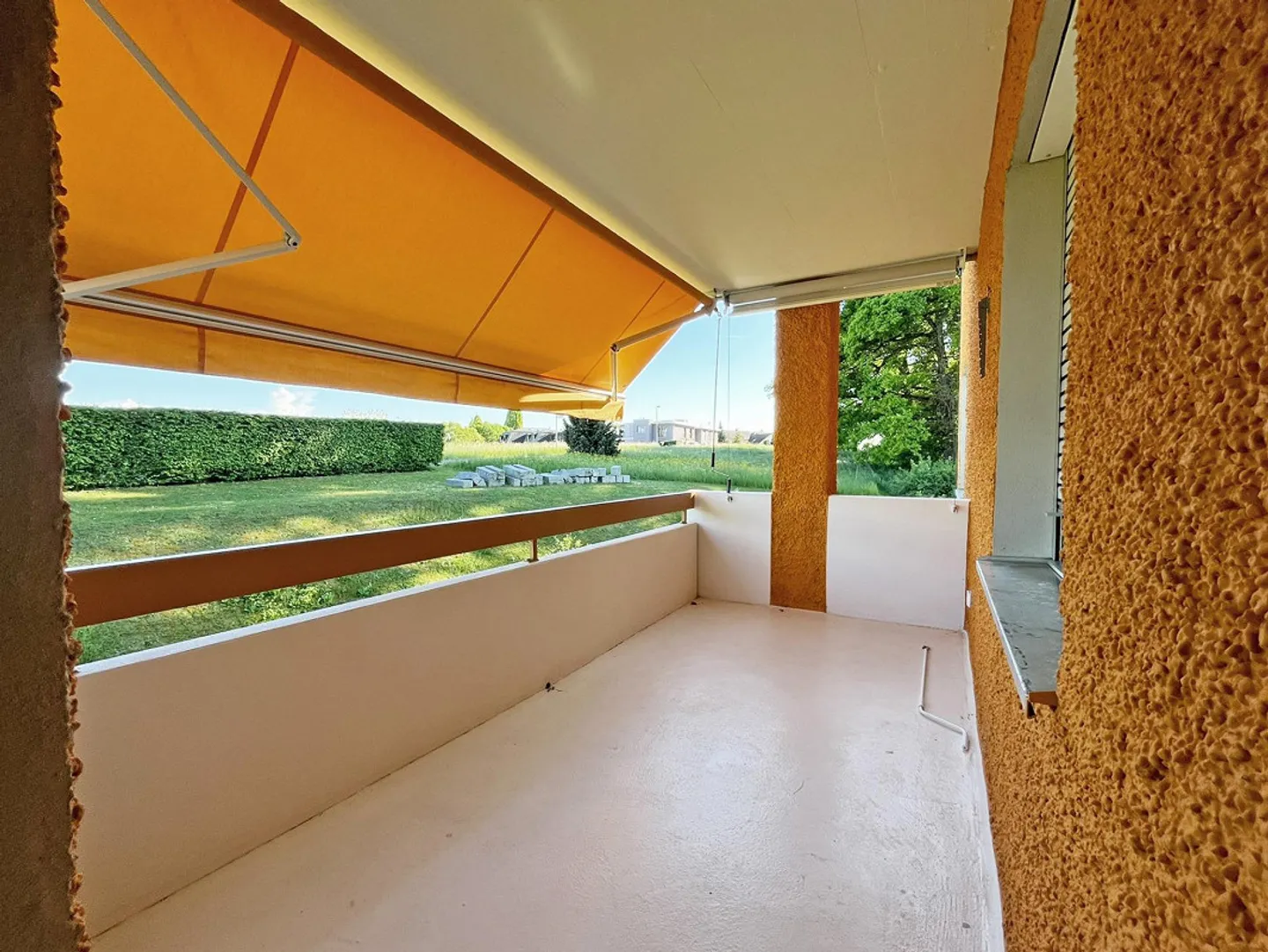 Spacious 4.5-Room Apartment - Photo 4 of 13