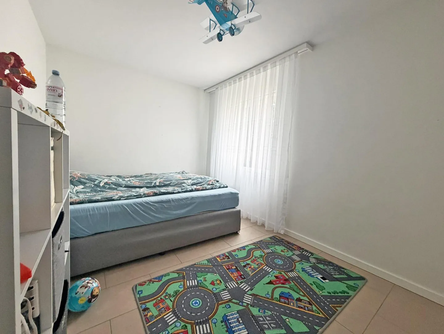 Spacious 4.5-Room Apartment - Photo 5 of 13