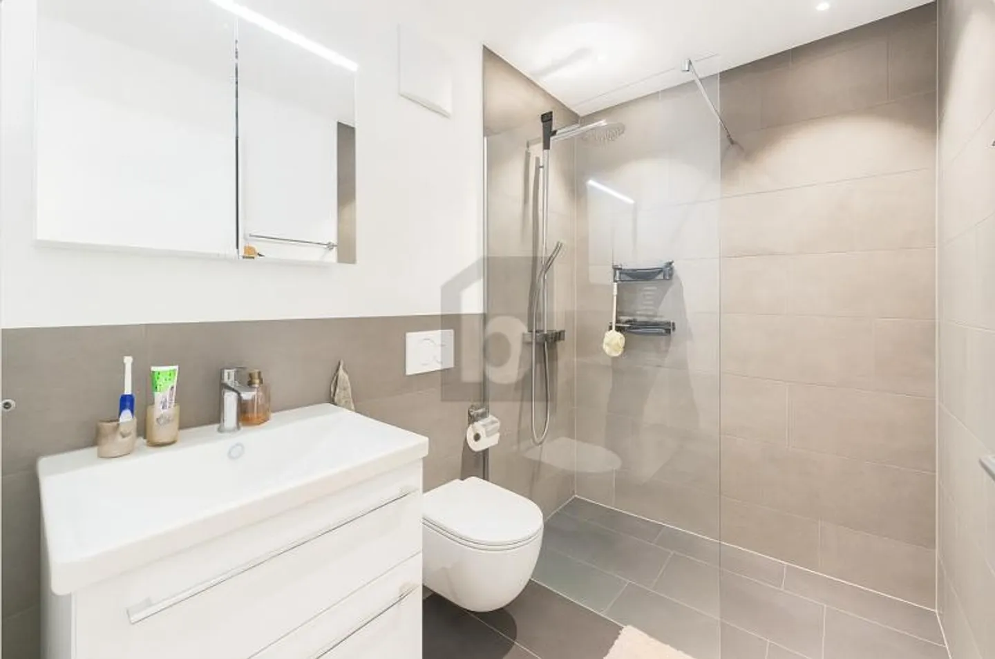 Apartment for rent - Photo 5 of 6