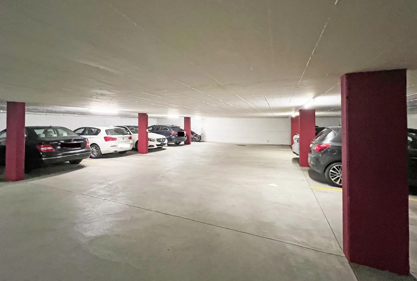 Spacious 4.5-Room Apartment - Photo 13 of 13