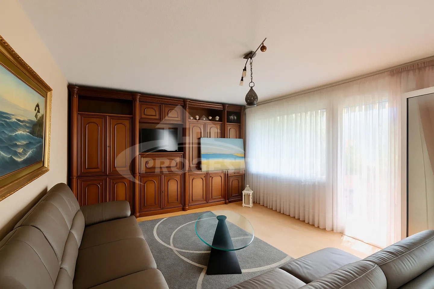 Appartement Charmant avec Vue sur Montagne - Photo 1 sur 10