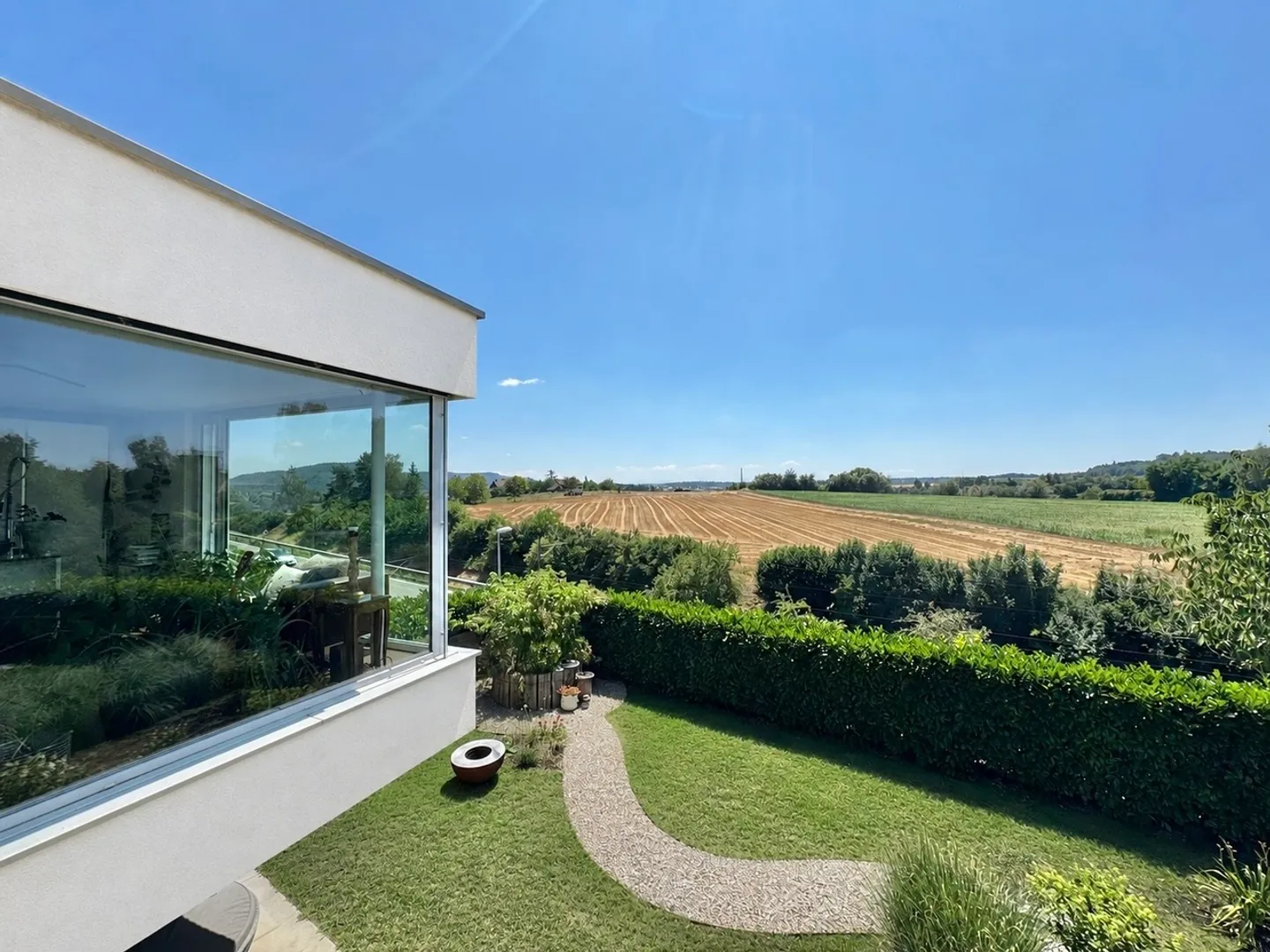 Exclusive Terrace House with Alpine View - Photo 10 of 11