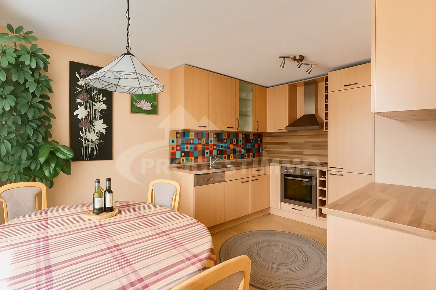 Appartement Charmant avec Vue sur Montagne - Photo 3 sur 10