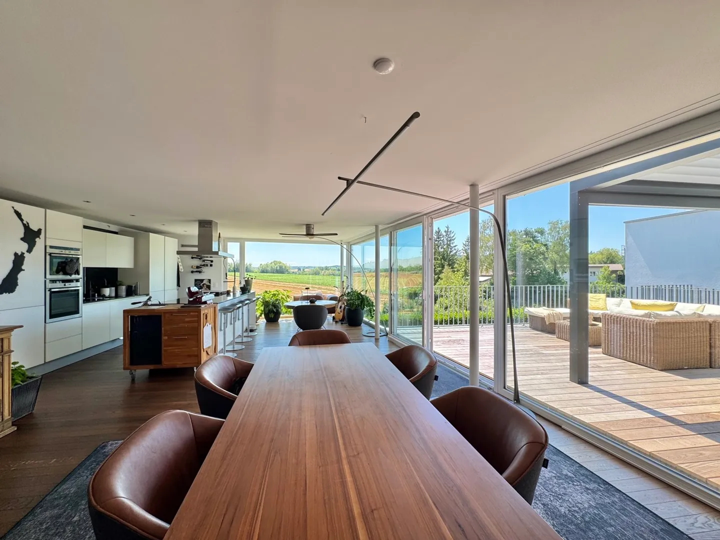 Exclusive Terrace House with Alpine View - Photo 4 of 11