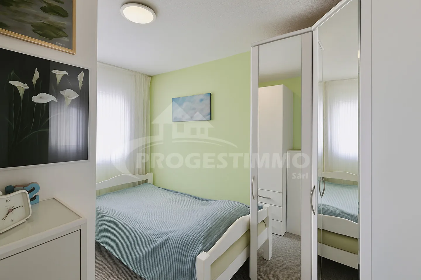 Appartement Charmant avec Vue sur Montagne - Photo 5 sur 10