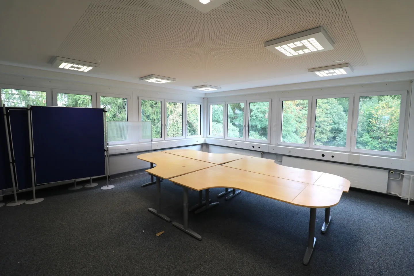 Spazio ufficio moderno in affitto - Foto 6 di 11