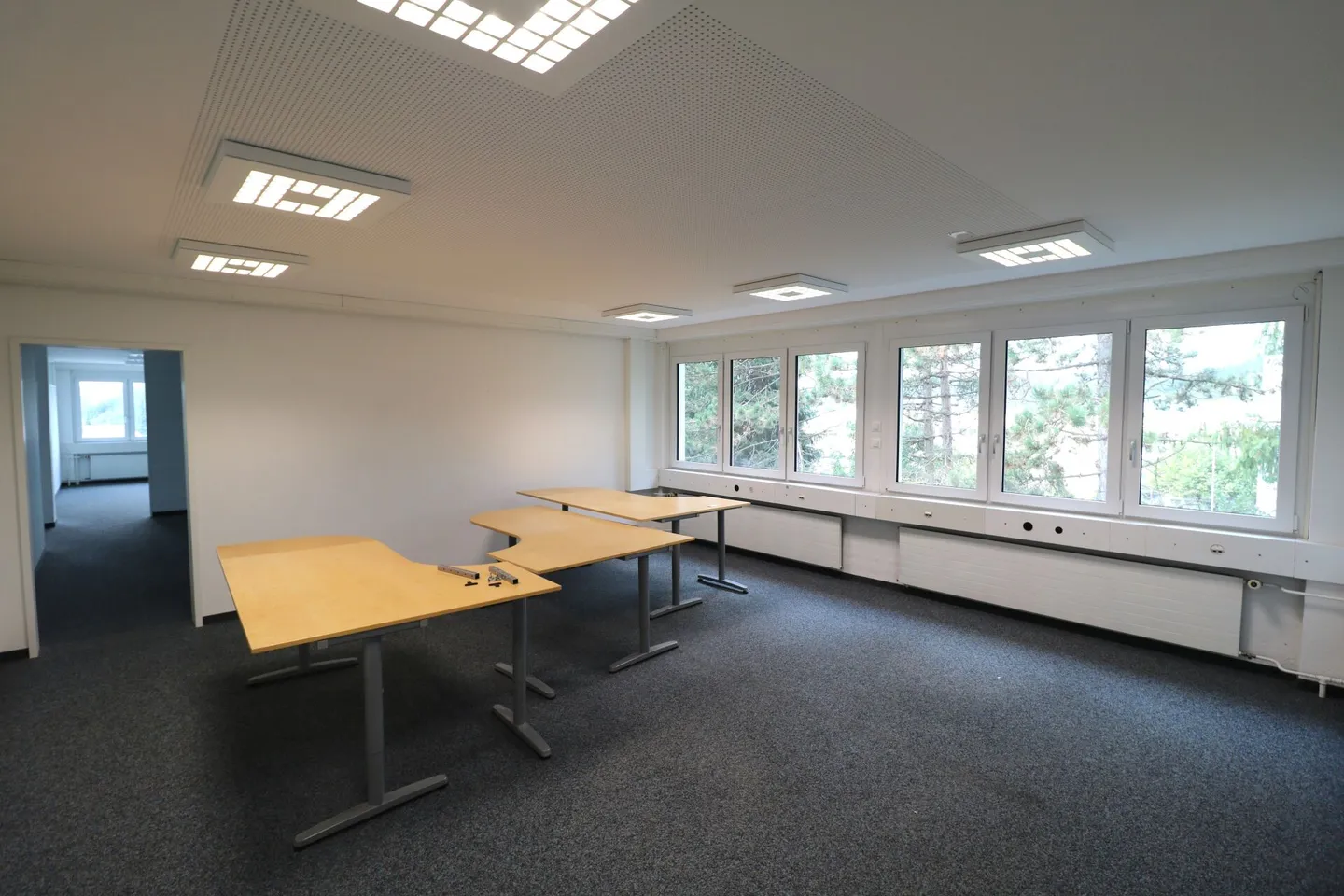 Spazio ufficio moderno in affitto - Foto 7 di 11