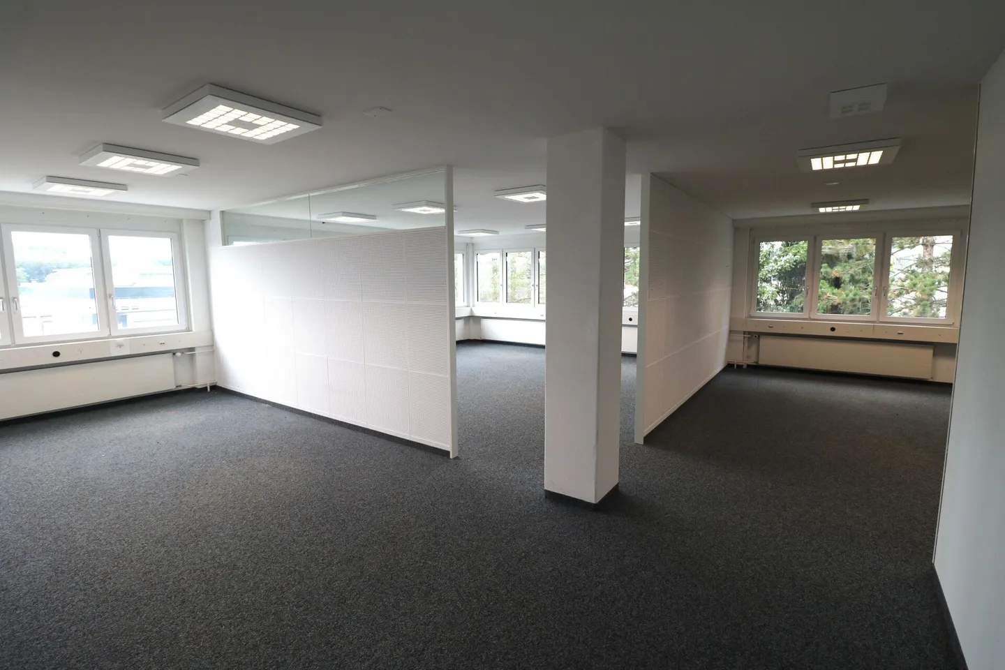 Spazio ufficio moderno in affitto - Foto 8 di 11