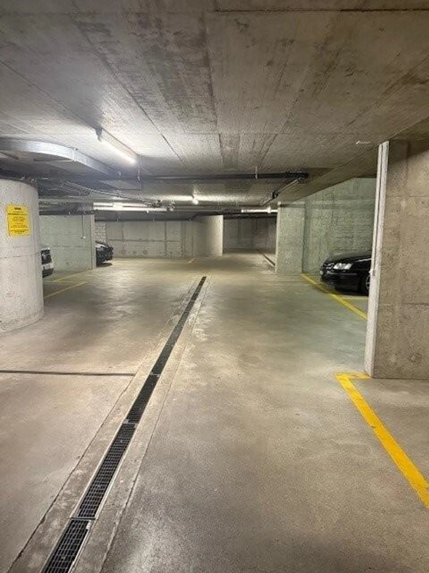 Garage souterrain à louer à Reinach BL - Photo 3 sur 3