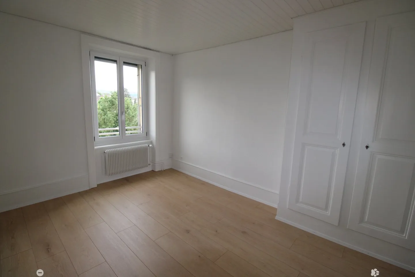 New rental after complete renovation - Photo 5 of 7