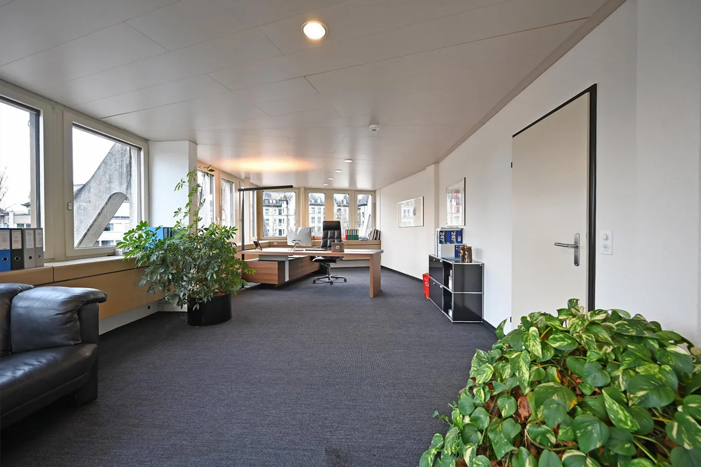 Bureau dans un emplacement central - Photo 3 sur 6