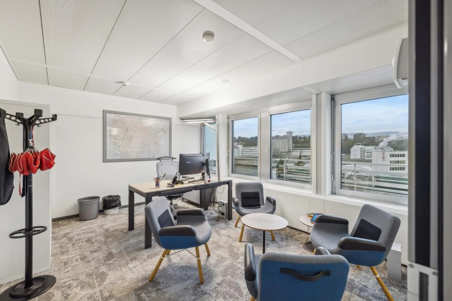 Espace de Bureau Dynamique à Carouge - Photo 3 sur 13