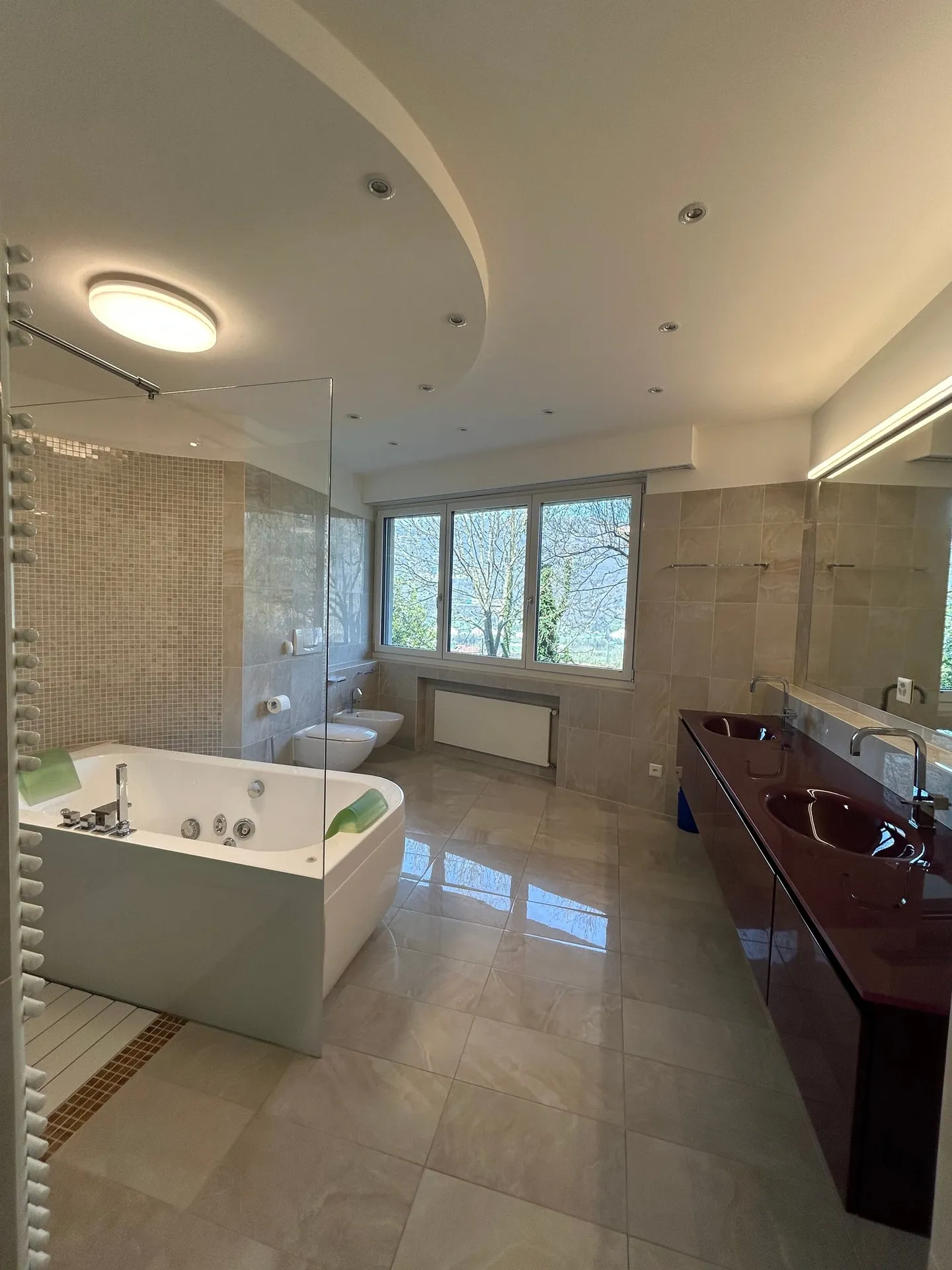 VEZIA - ZU VERKAUFEN VILLA MIMOSA MIT 5,5 ZIMMERN - 500m² - Foto 9 von 12