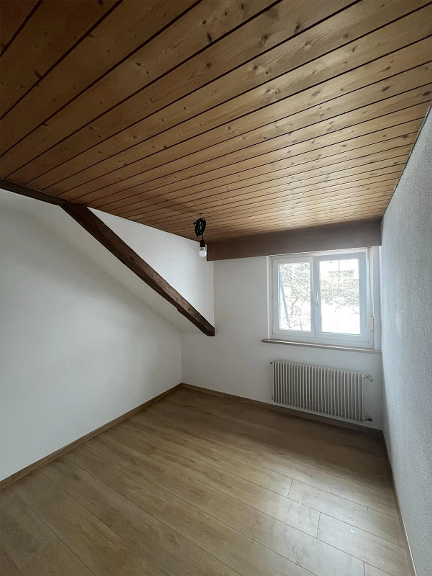 Appartamento mansardato di 3,5 stanze alla periferia di San Gallo - Foto 3 di 8
