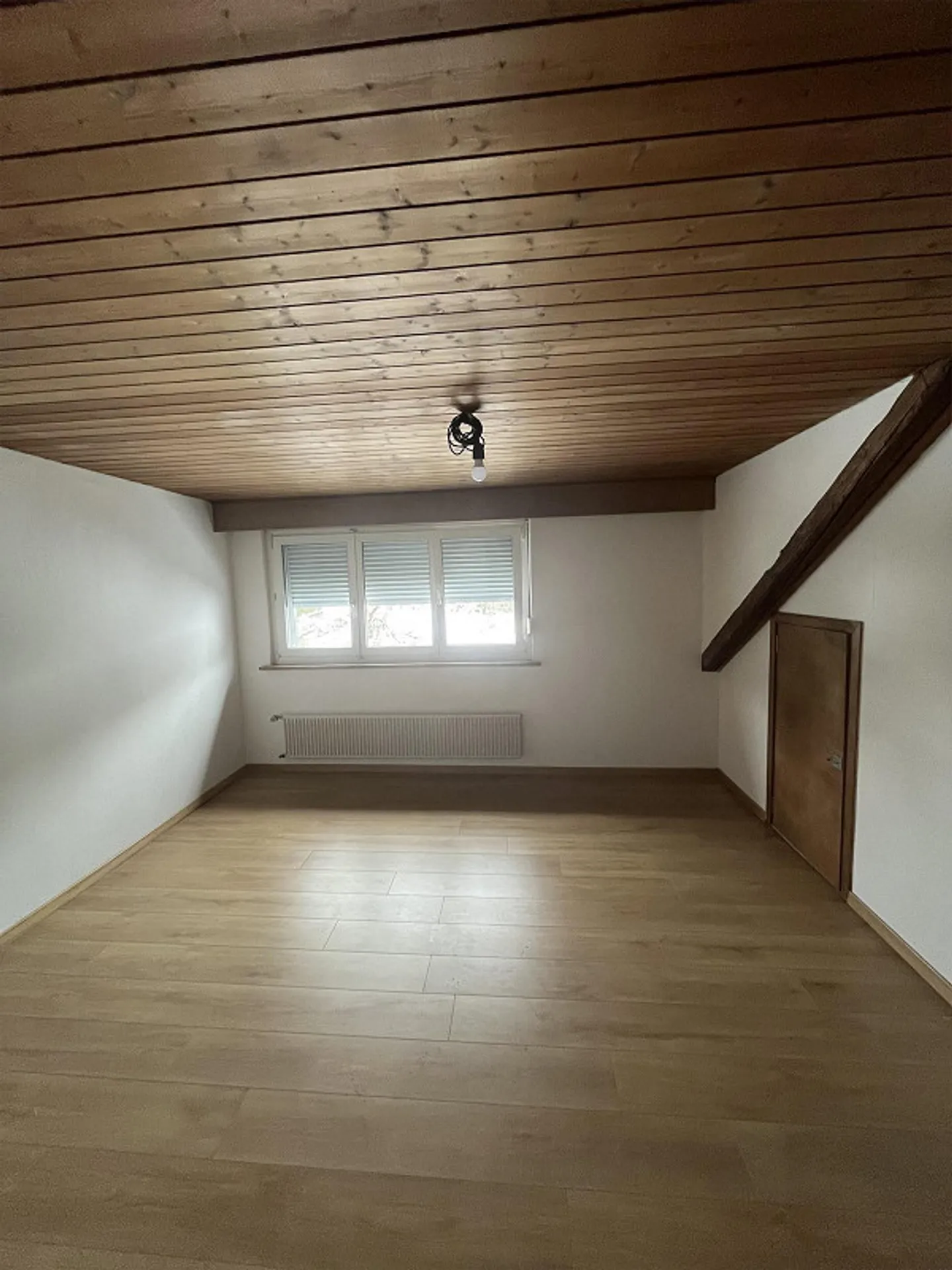 Appartamento mansardato di 3,5 stanze alla periferia di San Gallo - Foto 4 di 8