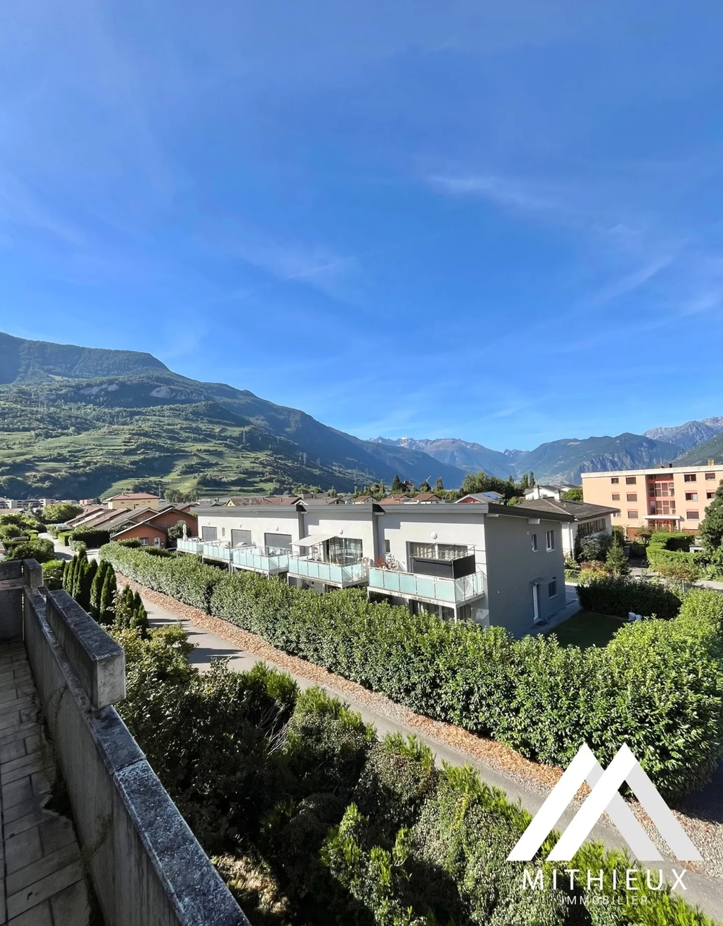 Raro! Casa atipica con grande potenziale di trasformazione - Foto 8 di 9
