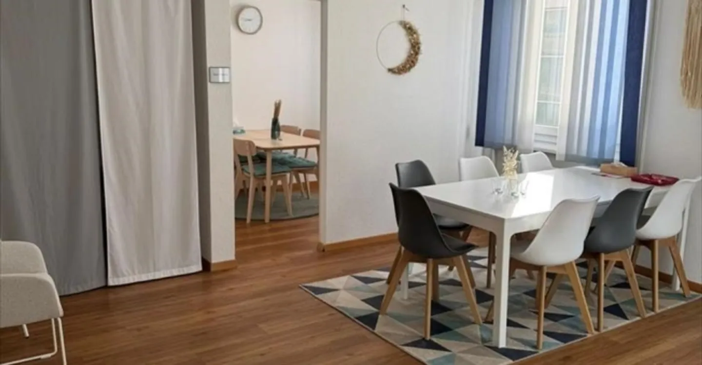 Office space for rent - Photo 2 of 7