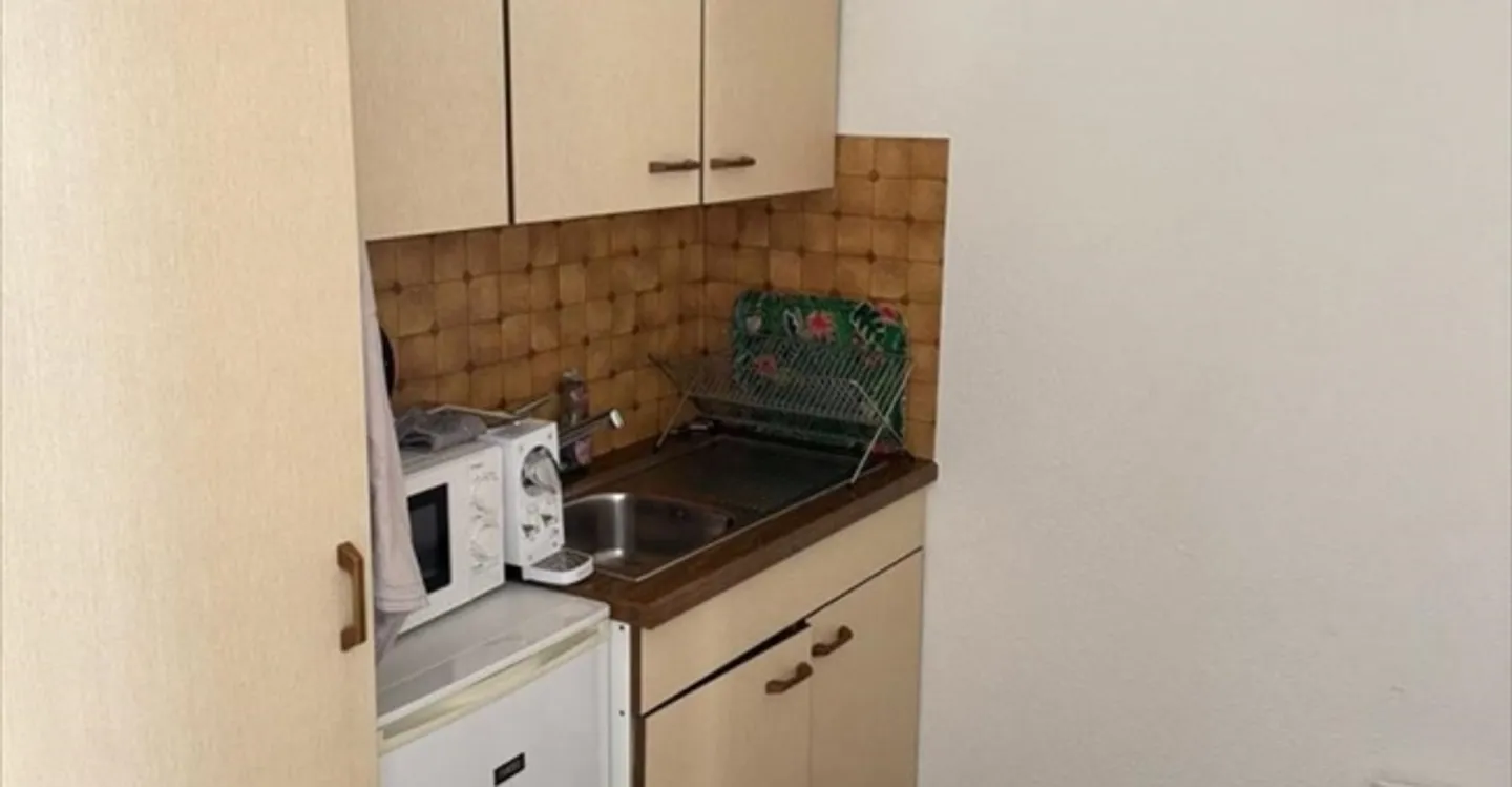 Office space for rent - Photo 3 of 7