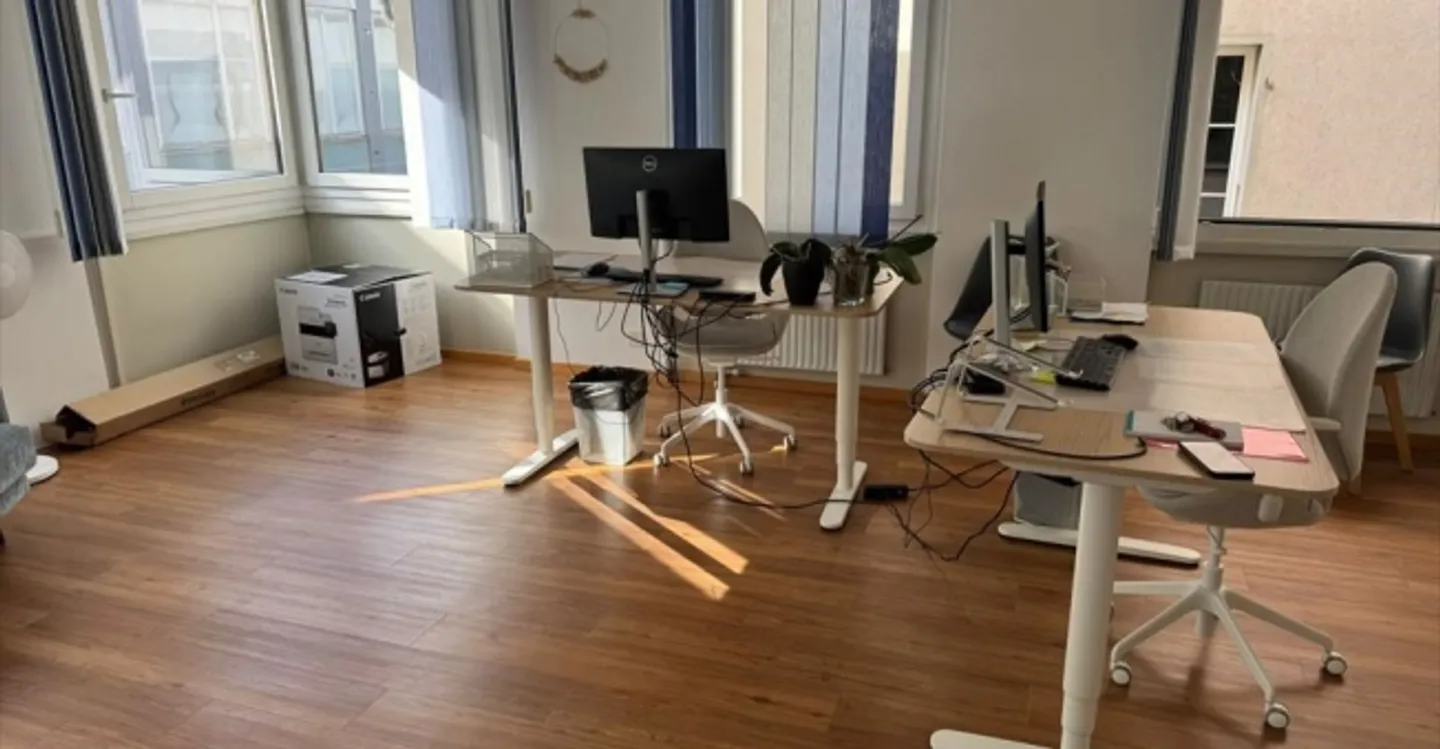 Office space for rent - Photo 5 of 7