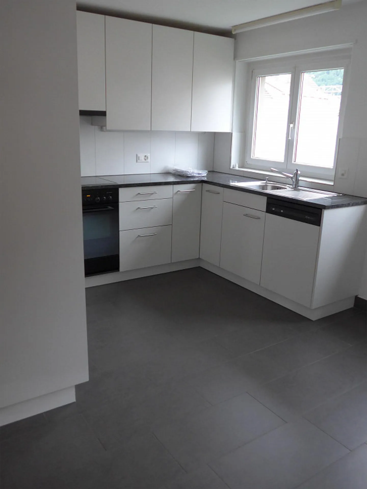 Sonnige 4.5 Zimmerwohnung - Foto 4 von 10