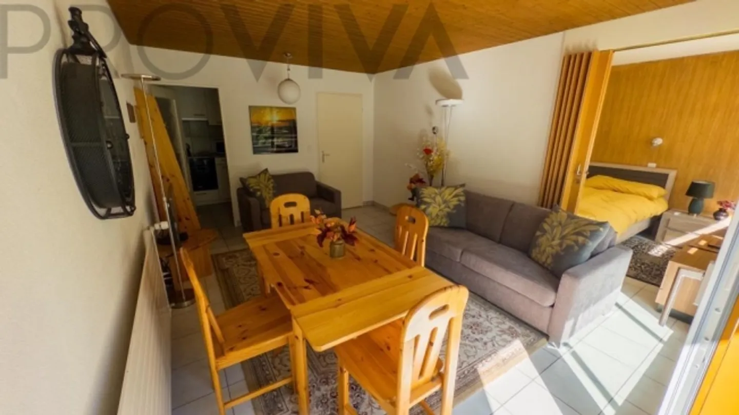 Fully furnished 2.5-room apartment with investment potential! - Photo 2 of 8