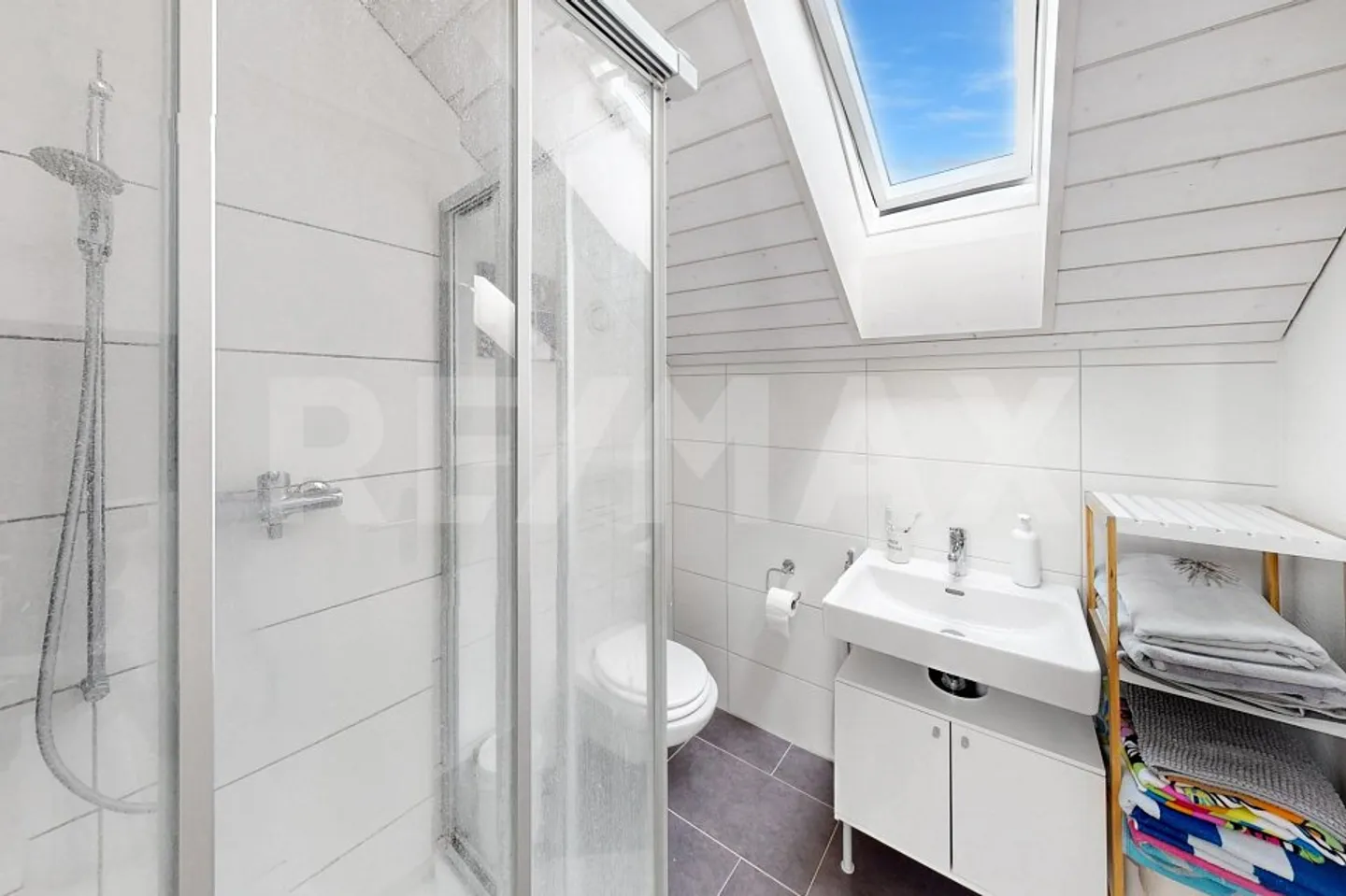 Attico Maisonette Appartamento, 4.5 Stanze, NWF 123 m², Balcone 14 m², 1 Parcheggio in EH, pronto per essere abitato, 2 Bagni, Ascensore - Foto 11 di 12