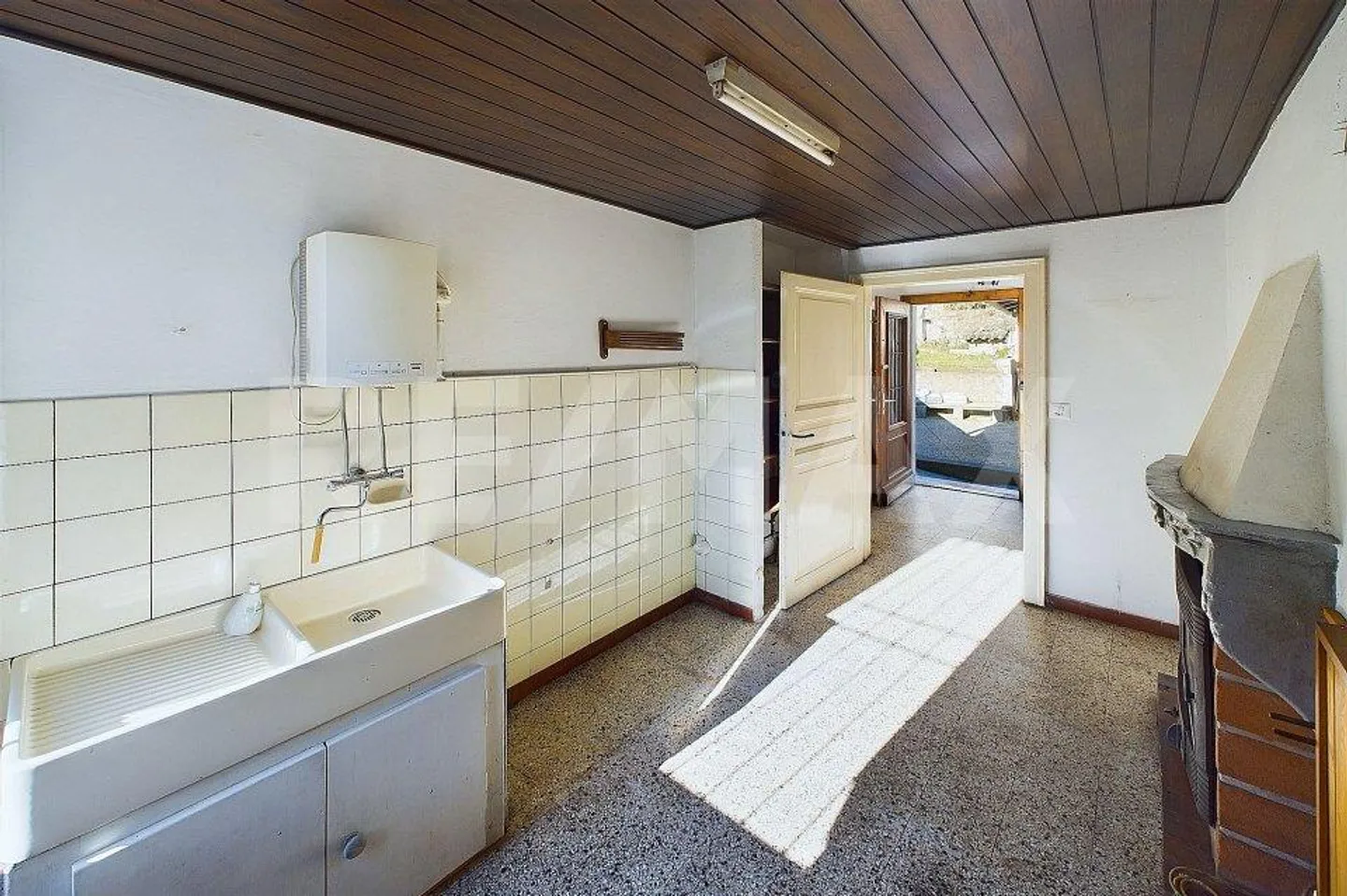 Opportunità immobiliare - Casa di villaggio di 6 ½ stanze da ristrutturare - Foto 5 di 13
