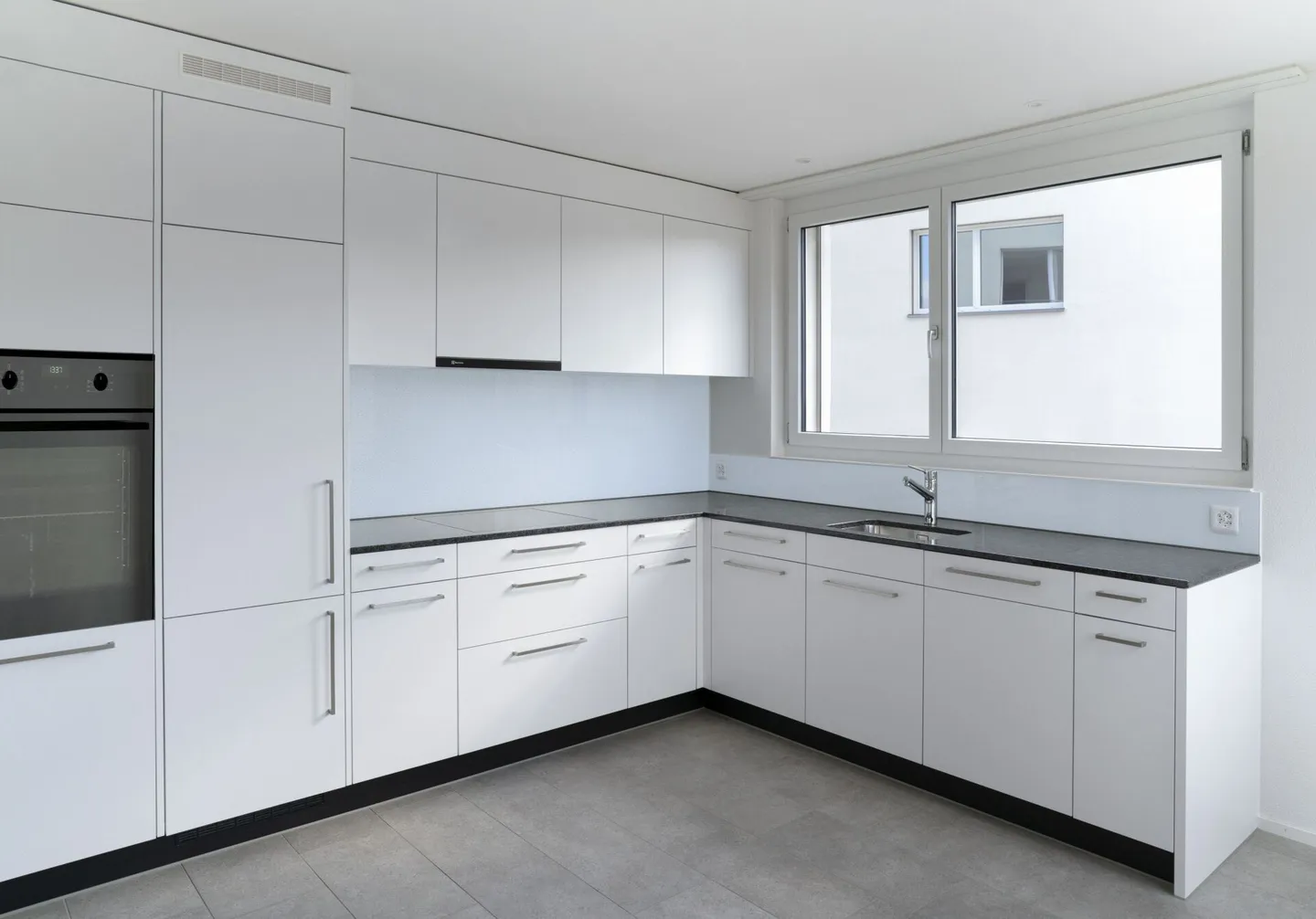 Appartamento 3.5 stanze quasi nuovo a Grossdietwil - Foto 2 di 9