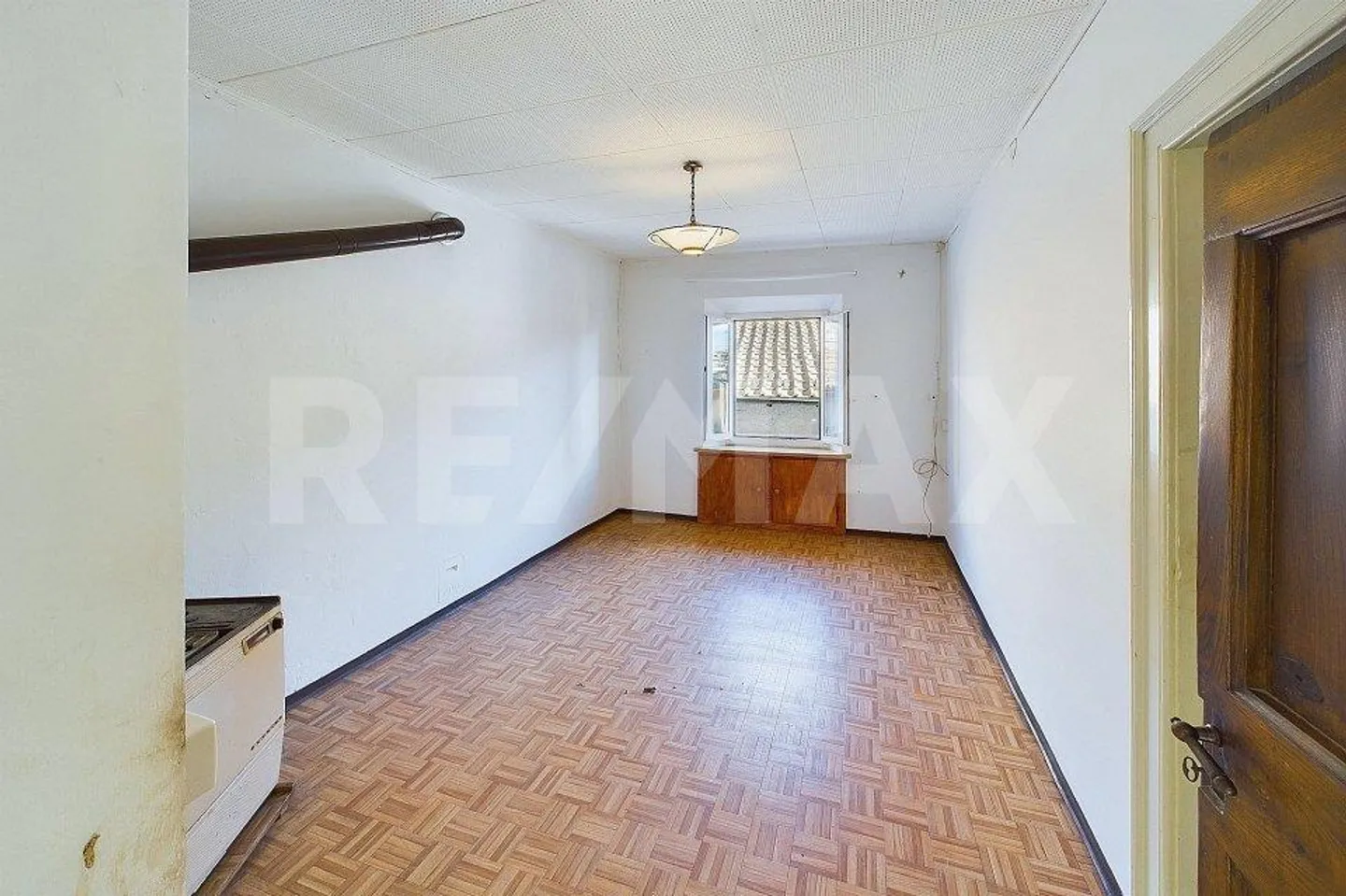 Opportunità immobiliare - Casa di villaggio di 6 ½ stanze da ristrutturare - Foto 6 di 13