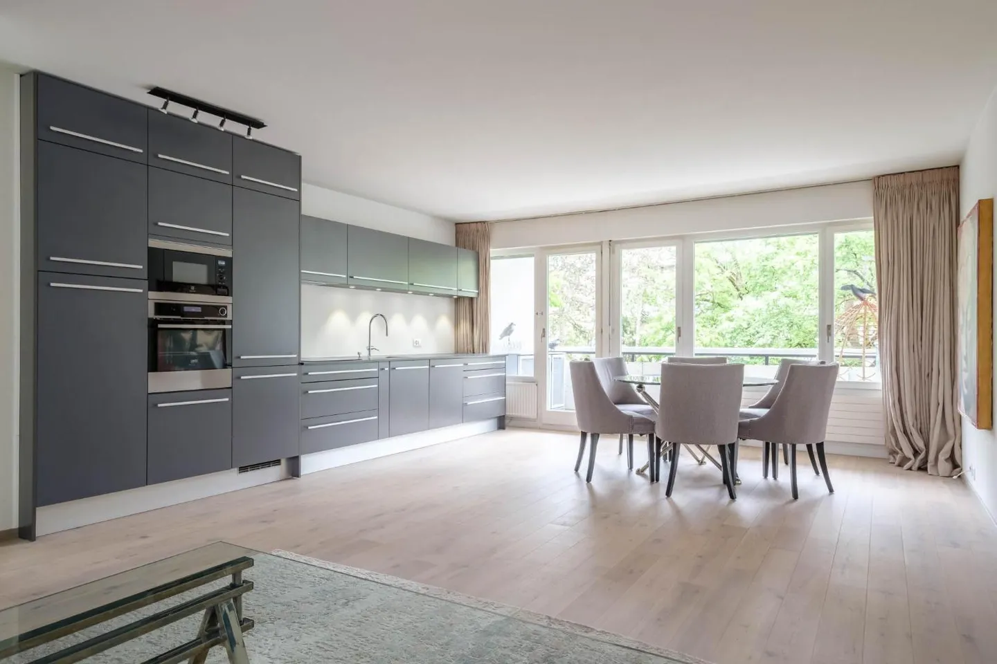 Elegant Apartment in Chêne-Bougeries - Photo 2 of 3