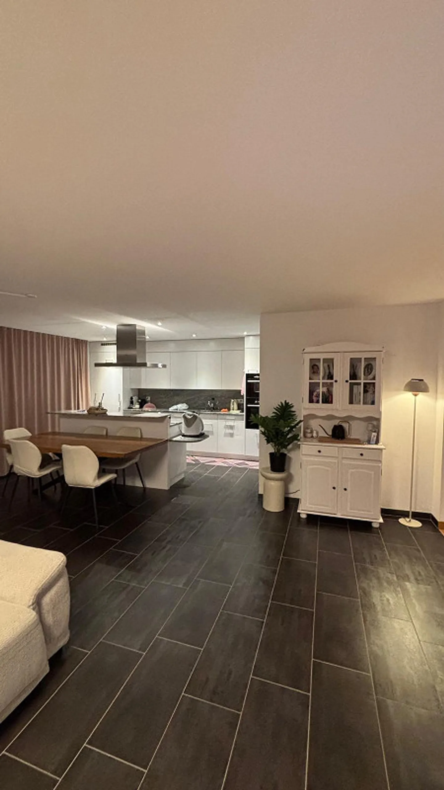 Geräumige Luxuswohnung - Foto 8 von 13
